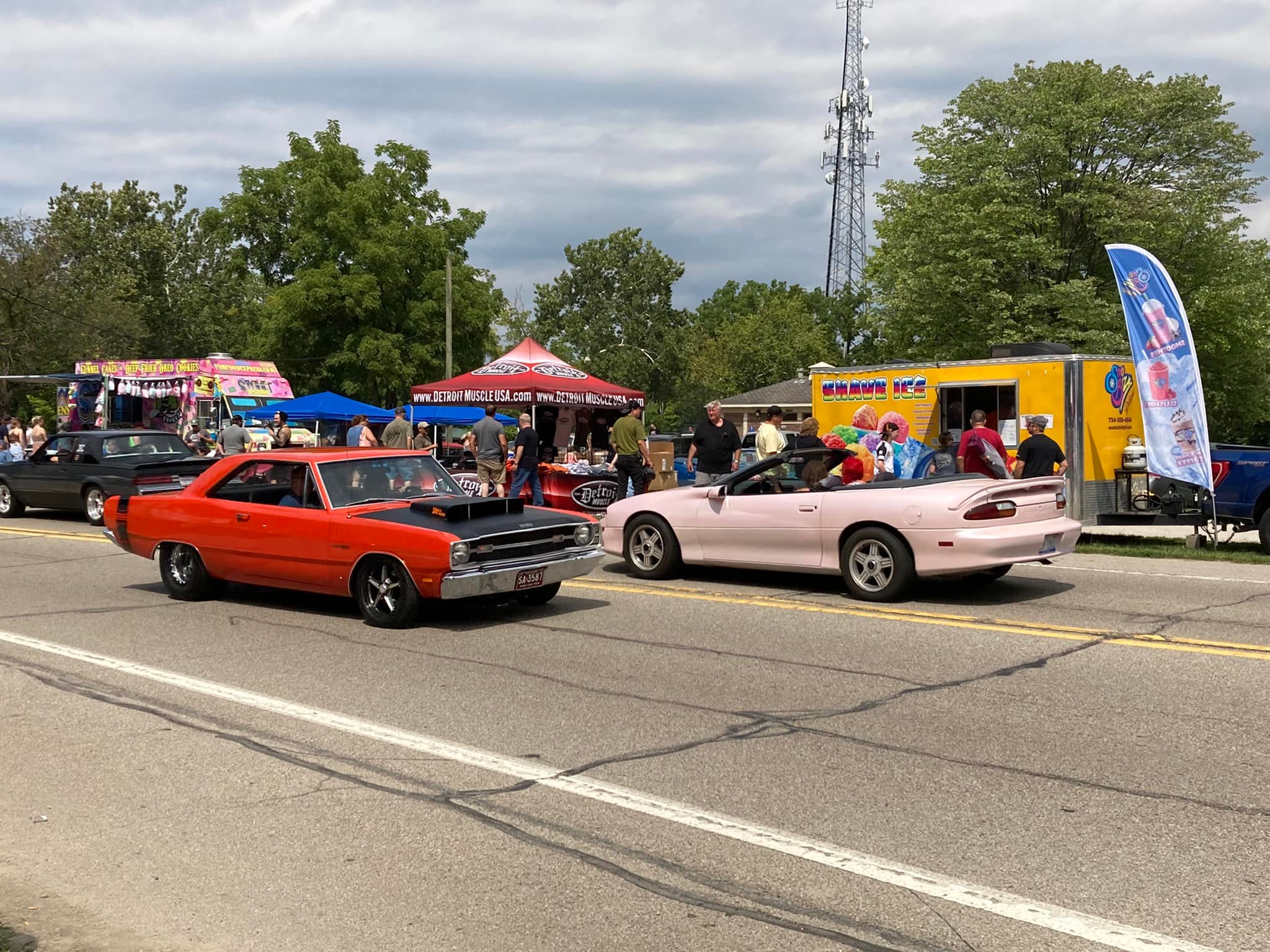 PHOTOS 2022 Cruisin’ Hines classic car cruise AmericaJR